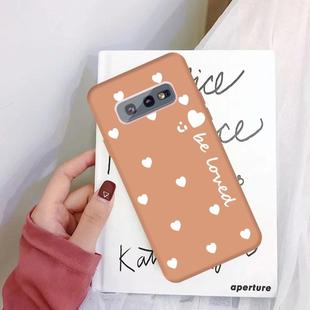 For Galaxy S10e Smiling Love Heart Pattern Frosted TPU Protective Case(Coral Orange)
