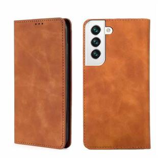 For Samsung Galaxy S22 5G Skin Feel Magnetic Horizontal Flip Leather Phone Case(Light Brown)