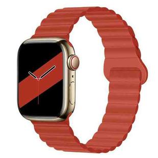 Reverse Buckle Magnetic Silicone Watch Band For Apple Watch Series 8&7 41mm / SE 2&6&SE&5&4 40mm / 3&2&1 38mm(Red)
