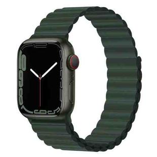 Silicone Magnet Watch Band For Apple Watch Ultra 49mm / Series 8&7 45mm / SE 2&6&SE&5&4 44mm / 3&2&1 42mm(Dark Green)