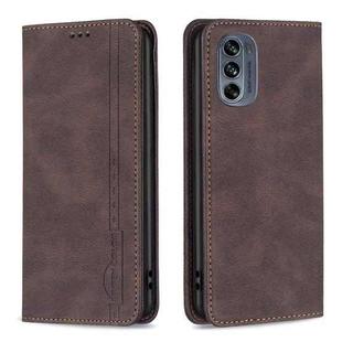 For Motorola Moto G62 Magnetic RFID Blocking Anti-Theft Leather Phone Case(Brown)