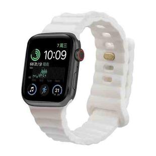Reverse Buckle Silicone Watch Band for Apple Watch Ultra 49mm / Series 8&7 45mm / SE 2&6&SE&5&4 44mm / 3&2&1 42mm(White)