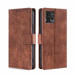 For Motorola Moto G72 4G Skin Feel Crocodile Magnetic Clasp Leather Phone Case(Brown)