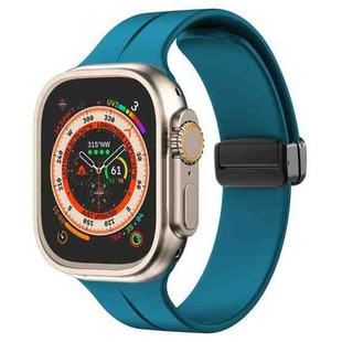 Solid Color Magnetic Buckle Silicone Watch Band For Apple Watch Ultra 49mm / Series 8&7 45mm / SE 2&6&SE&5&4 44mm (Cyan)