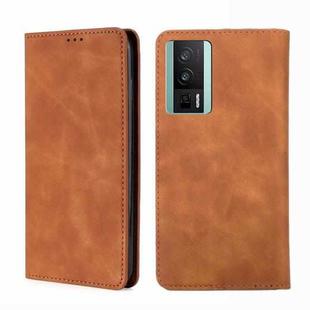 For Xiaomi Redmi K60 / K60 Pro Skin Feel Magnetic Horizontal Flip Leather Phone Case(Light Brown)