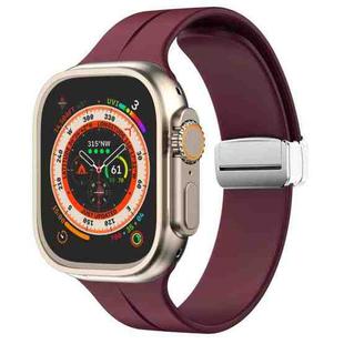 Magnetic Fold Clasp Silicone Watch Band For Apple Watch Ultra 49mm / Series 8&7 45mm / SE 2&6&SE&5&4 44mm / 3&2&1 42mm(Wine Red)