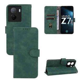For vivo iQOO Z7 Skin Feel Magnetic Flip Leather Phone Case(Green)