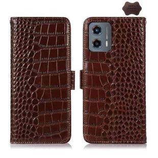 For Motorola Moto G 5G 2023 Crocodile Top Layer Cowhide Leather Phone Case(Brown)