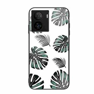 For vivo iQOO Z7 Colorful Painted Glass Phone Case(Banana Leaf)
