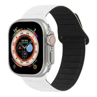 For Apple Watch 8 41mm Loop Magnetic Silicone Watch Band(White Black)
