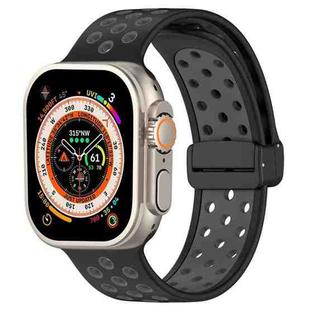 For Apple Watch SE 2023 44mm Magnetic Buckle Silicone Watch Band(Black Grey)