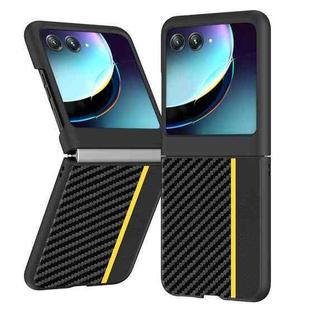 For Motorola Razr 40 Ultra Ultra-thin Carbon Fiber Texture Printing Phone Case(Black Yellow)