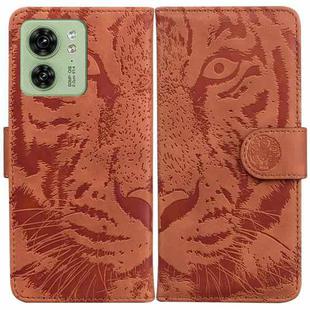 For Motorola Edge 40 Tiger Embossing Pattern Leather Phone Case(Brown)