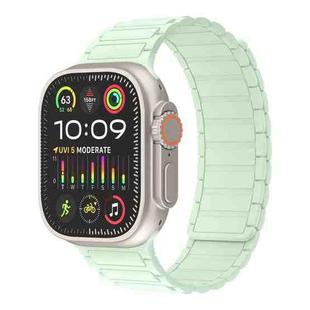 For Apple Watch Ultra 49mm Magnetic Loop Silicone Watch Band(Light Mint)