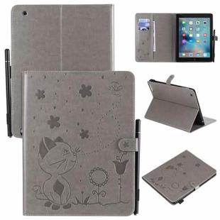 For iPad 4 / 3 / 2 Cat Bee Embossing Pattern Horizontal Flip Leather Case with Holder & Card Slots & Wallet & Pen Slot & Wake-up / Sleep Function(Grey)