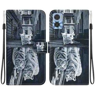 For Motorola Moto E22 / E22i Crystal Texture Colored Drawing Leather Phone Case(Cat Tiger Reflection)