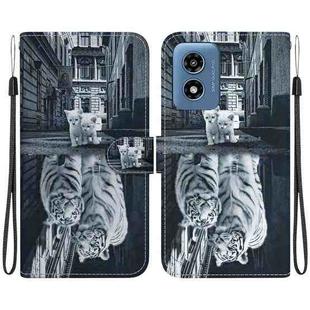 For Motorola Moto G Play 4G 2024 Crystal Texture Colored Drawing Leather Phone Case(Cat Tiger Reflection)