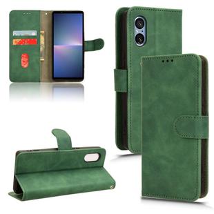 For Sony Xperia 5 V 2023 Skin Feel Magnetic Flip Leather Phone Case(Green)