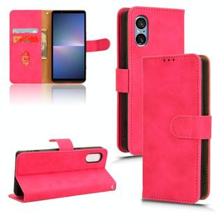 For Sony Xperia 5 V 2023 Skin Feel Magnetic Flip Leather Phone Case(Rose Red)