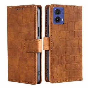 For Motorola Moto G85 5G Skin Feel Crocodile Magnetic Clasp Leather Phone Case(Brown)