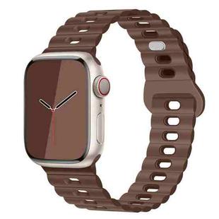 For Apple Watch SE 2023 44mm Reverse Buckle Breathable Silicone Watch Band(Chocolate)