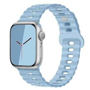 For Apple Watch Series 9 41mm Reverse Buckle Breathable Silicone Watch Band(Sky Blue)