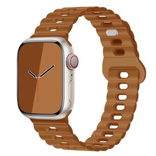 For Apple Watch SE 2022 40mm Reverse Buckle Breathable Silicone Watch Band(Brown)