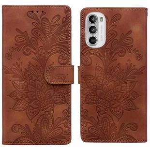 For Motorola Moto G52 4G / G82 Lace Floral Embossed Magnetic Buckle PU Phone Case With Wrist Strap(Brown)