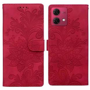 For Motorola Moto G84 Lace Floral Embossed Magnetic Buckle PU Phone Case With Wrist Strap(Red)