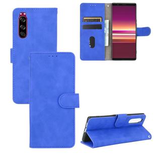 For Sony Xperia 5 Solid Color Skin Feel Magnetic Buckle Horizontal Flip Calf Texture PU Leather Case with Holder & Card Slots & Wallet(Blue)