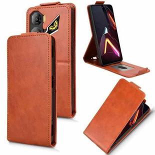 For ZTE nubia Neo 3 5G Magnetic Vertical Flip Leather Phone Case with Buckle(Brown)