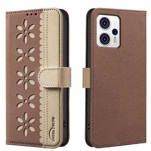 For Motorola Moto G13 4G / G23 4G Splicing Color Hollow Flower Pattern RFID Leather Phone Case(Brown)