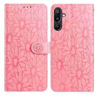 For Samsung Galaxy F16 5G / M16 5G Daisy Embossed Leather Phone Case(Pink)