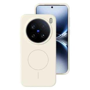 For vivo X200 Ultra Liquid Silicone Thin Circle MagSafe Phone Case(Antique White)