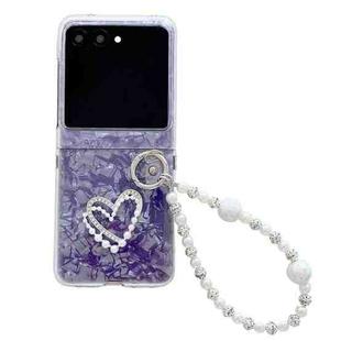 For Motorola Razr 40 Ultra Pearlescent Shell Texture Heart Pattern Phone Case with Bracelet(Purple)