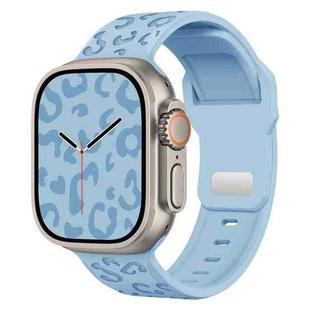 For Apple Watch 46mm / 49mm / 45mm / 44mm Buckle Concave Leopard Silicone Watch Band(Light Blue)