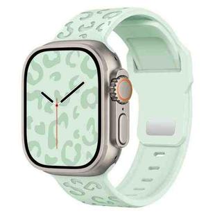 For Apple Watch 42mm / 41mm / 40mm / 38mm Buckle Concave Leopard Silicone Watch Band(Light Mint)