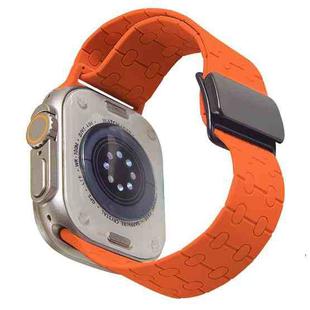 For Apple Watch 42mm / 41mm / 40mm / 38mm Magnetic Buckle Breathable Silicone Watch Band(Orange)