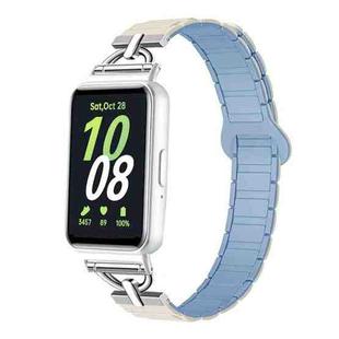 For Samsung Galaxy Fit3 D-shaped Tri-beads Magnetic Silicone Watch Band(White Fog Blue)