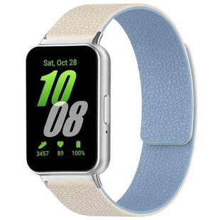 For Samsung Galaxy Fit3 SM-R390 xDfind Litchi Texture Magnetic Silicone Watch Band(White Blue)