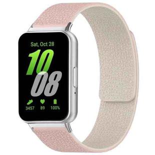For Samsung Galaxy Fit3 SM-R390 xDfind Litchi Texture Magnetic Silicone Watch Band(Pink Sstarlight)
