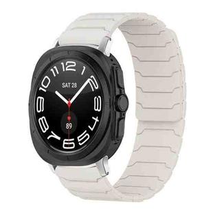 For Samsung Galaxy Watch Ultra / Ultra 2025 xDfind Magnetic Silicone Watch Band(Starlight)