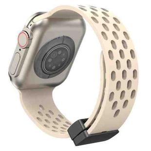 For Apple Watch 38 / 40 / 41 / S10 42mm xDfind Magnetic Clasp Silicone Watch Band(Starlight)