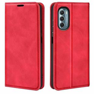 For Motorola Moto G 5G 2022 Retro-skin  Magnetic Suction Leather Phone Case(Red)