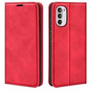 For Motorola Moto G52 4G Retro-skin Magnetic Suction Leather Phone Case(Red)