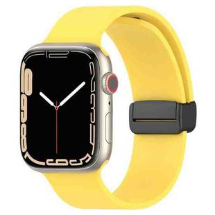 Magnetic Black Buckle Smooth Silicone Watch Band For Apple Watch Series 8&7 45mm / SE 2&6&SE&5&4 44mm / 3&2&1 42mm(Yellow)