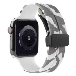 Magnetic Clasp Camouflage Silicone Watch Band For Apple Watch Series 9&8&7 41mm / SE 3&SE 2&6&SE&5&4 40mm / 3&2&1 38mm(Camouflage White)