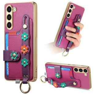 For Samsung Galaxy S23+ 5G Stereoscopic Flowers Wristband Card Bag Phone Case(Purple)