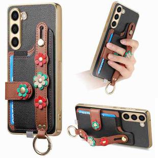 For Samsung Galaxy S23+ 5G Stereoscopic Flowers Wristband Card Bag Phone Case(Black)
