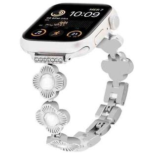 For Apple Watch SE 2022 44mm Four Leaf Clover Quick-Release Metal Chain Watch Band(Silver)